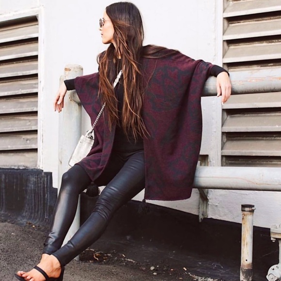 Cleobella Kimono - Picture 4 of 5